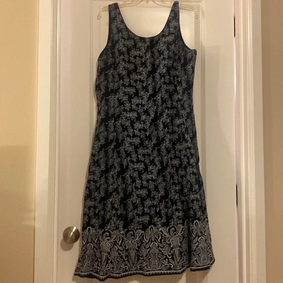 Liz Claiborne | Dresses | Liz Claiborne Sleeveless Dress With Waist Tie Just Below Knee Length | Poshmark Liz Claiborne | Dresses | Liz Claiborne Sleeveless Dress With Waist Tie Just Below Knee Length | Poshmark